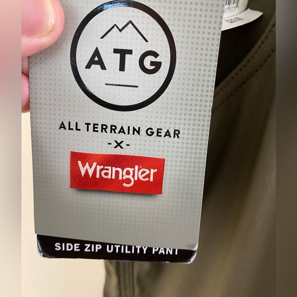 Wrangler Straight Fit Tech Pants Brown Hiking Work Pants NWT multiple sizes - Picture 6 of 10
